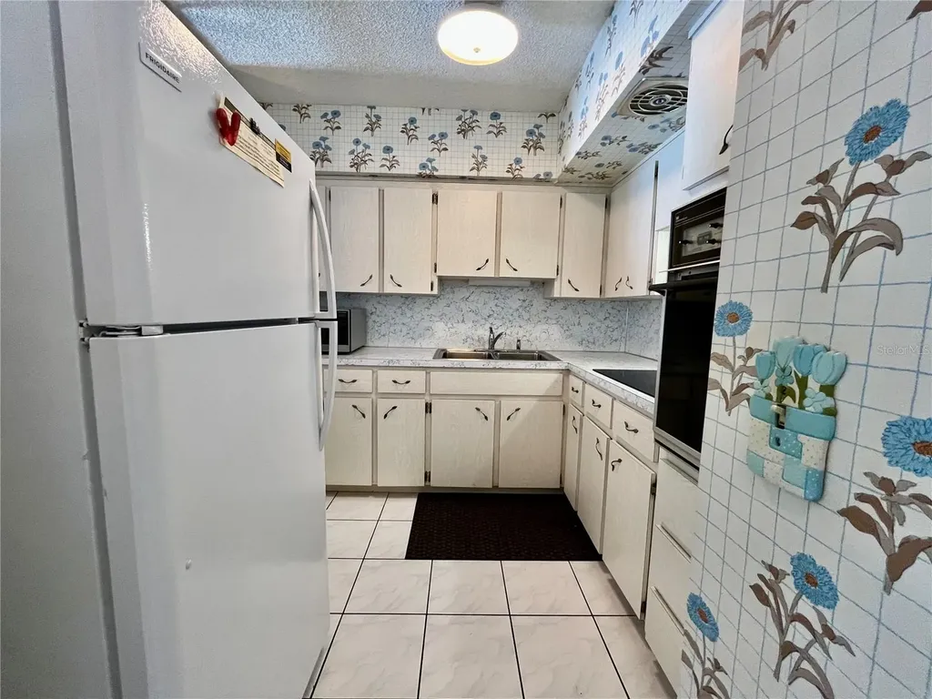 2391 Sumatran Way Clearwater FL 33763