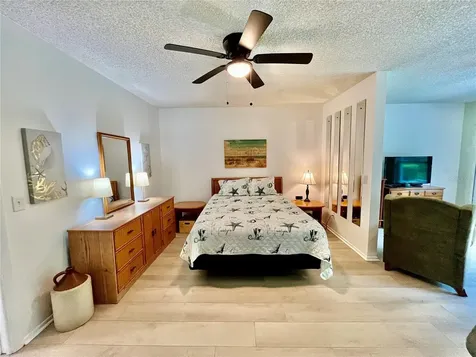 2391 Sumatran Way Clearwater FL 33763