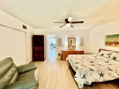 2391 Sumatran Way Clearwater FL 33763