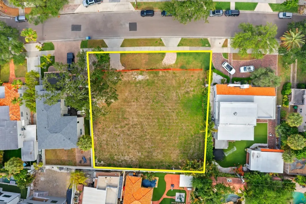 32 Aegean Avenue Tampa FL 33606