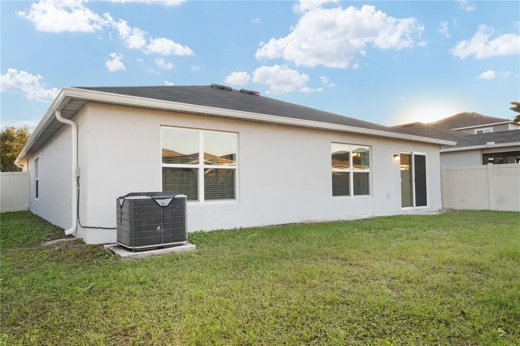 1857 Gold Crest Drive St Cloud FL 34771