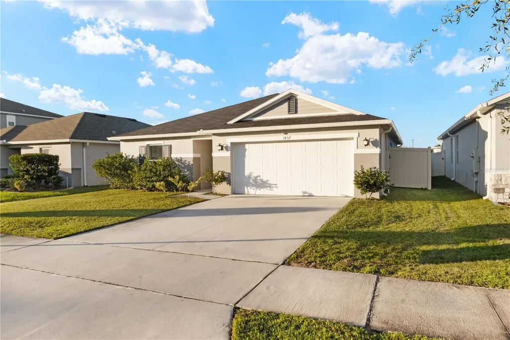 1857 Gold Crest Drive St Cloud FL 34771