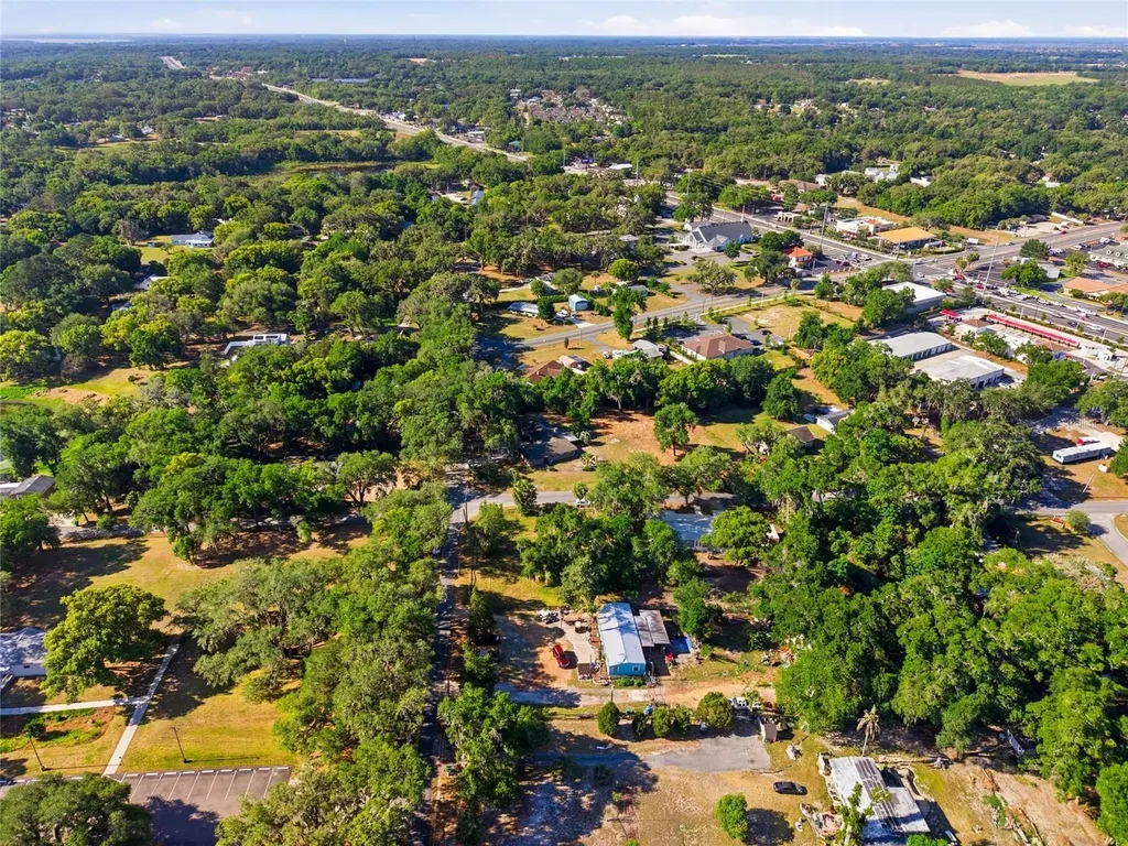 105 W Hermosa Street Lady Lake FL 32159