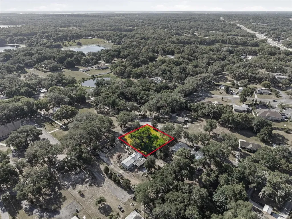 105 W Hermosa Street Lady Lake FL 32159