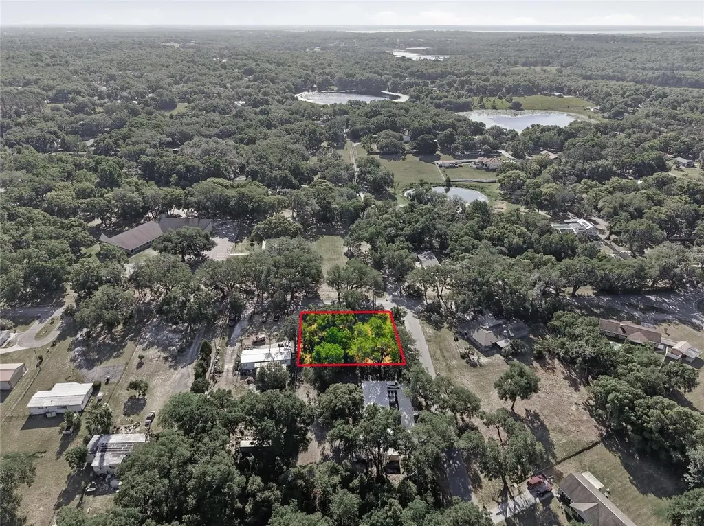 105 W Hermosa Street Lady Lake FL 32159