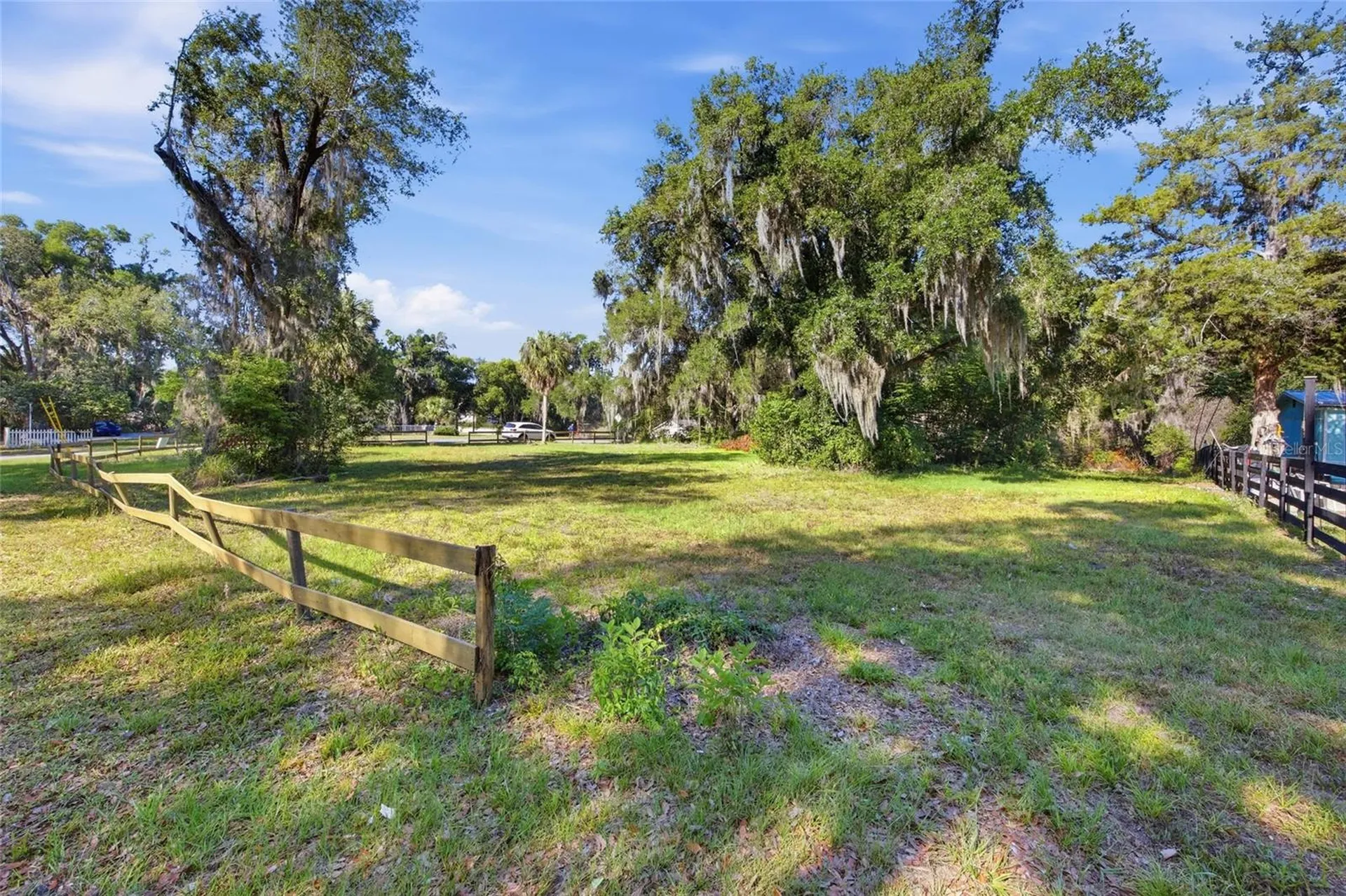 105 W Hermosa Street Lady Lake FL 32159