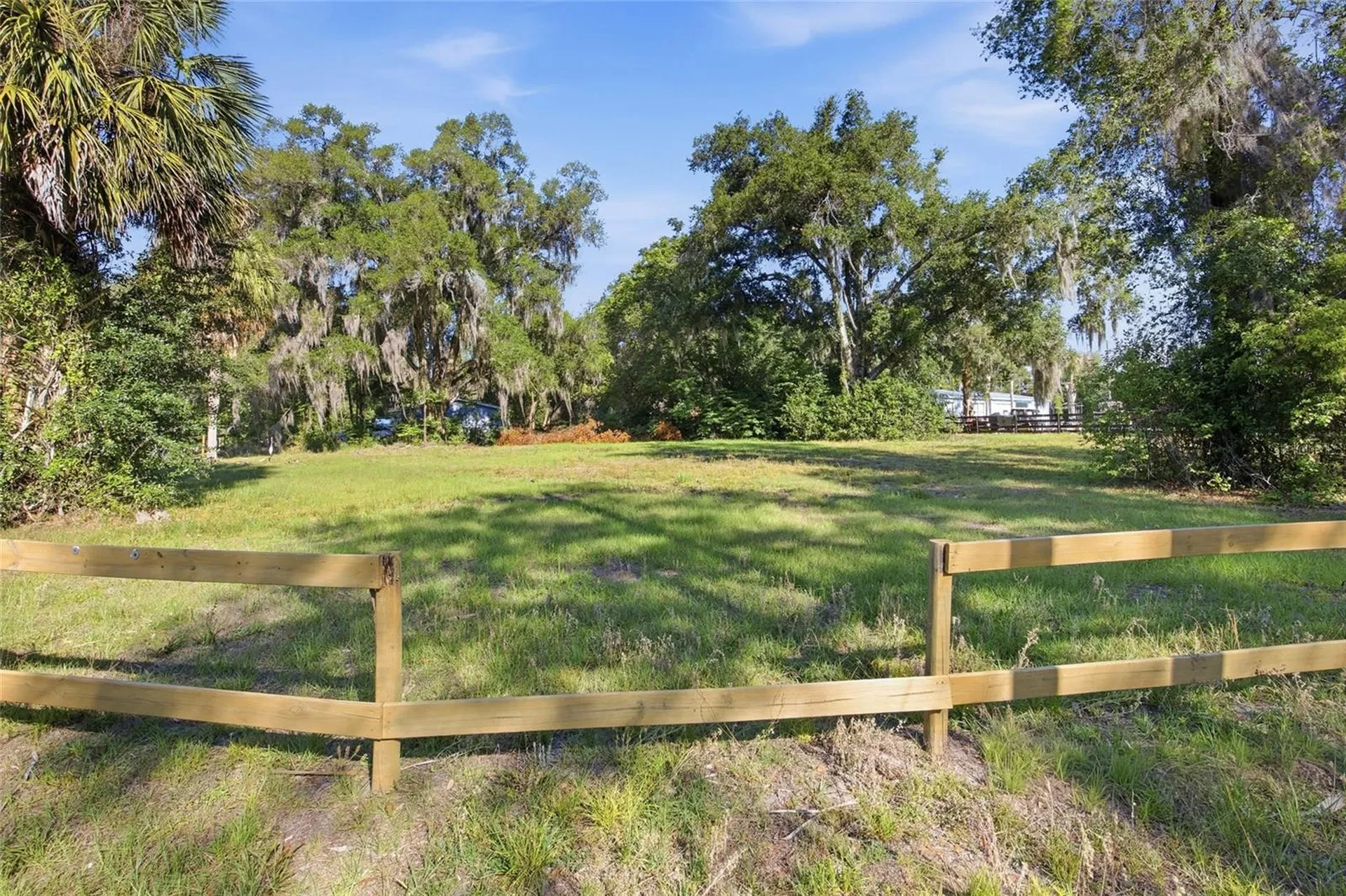 105 W Hermosa Street Lady Lake FL 32159