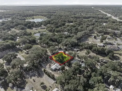 105 W Hermosa Street Lady Lake FL 32159