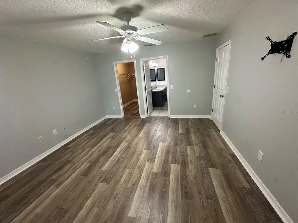 104 Cherry Blossom Lane Lady Lake FL 32159