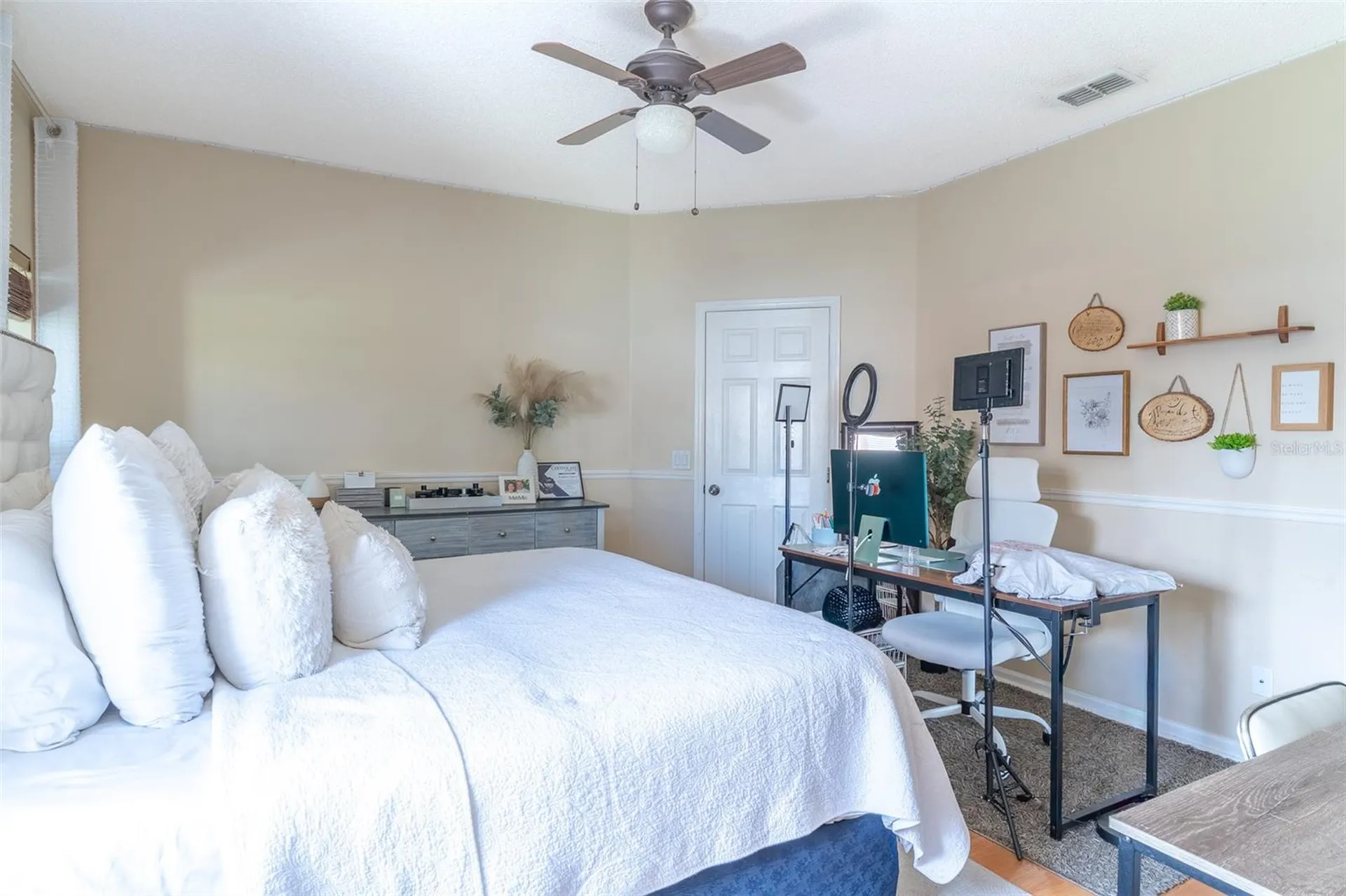 549 Short Pine Circle Orlando FL 32807