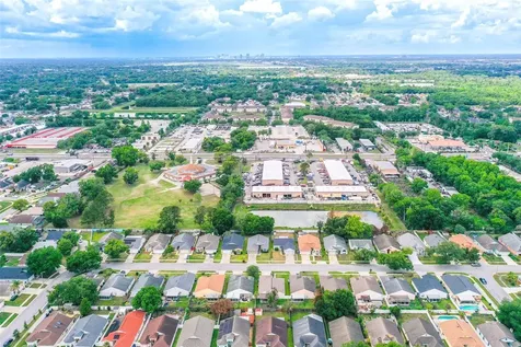 549 Short Pine Circle Orlando FL 32807