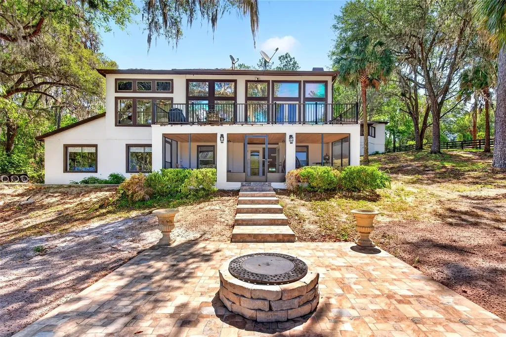 17704 SE 59th Street Micanopy FL 32667