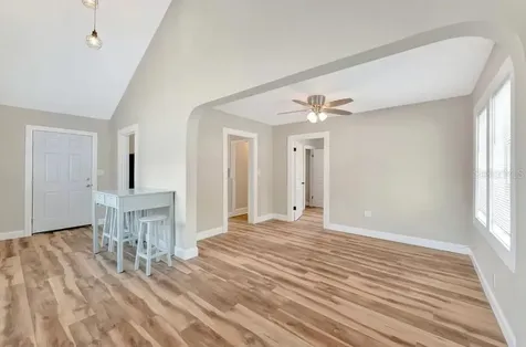 828 22nd Avenue N St Petersburg FL 33704