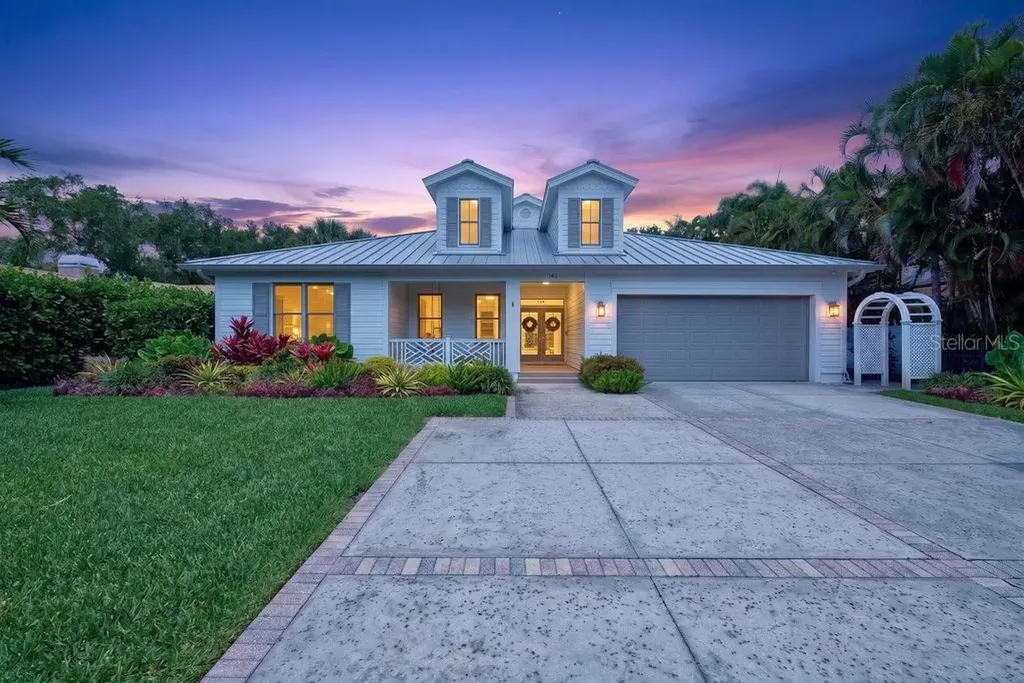 140 Miramar Boulevard NE St Petersburg FL 33704