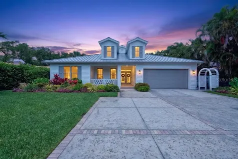 140 Miramar Boulevard NE St Petersburg FL 33704