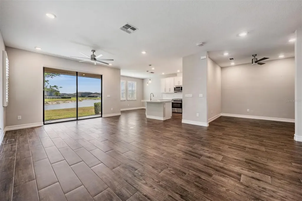 4830 Isola Court Wesley Chapel FL 33543