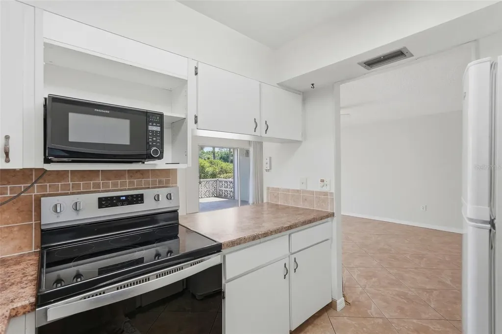 14800 Walsingham Road Largo FL 33774