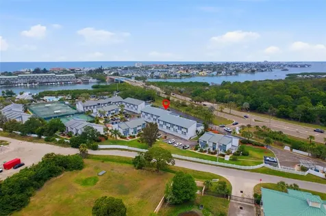 14800 Walsingham Road Largo FL 33774