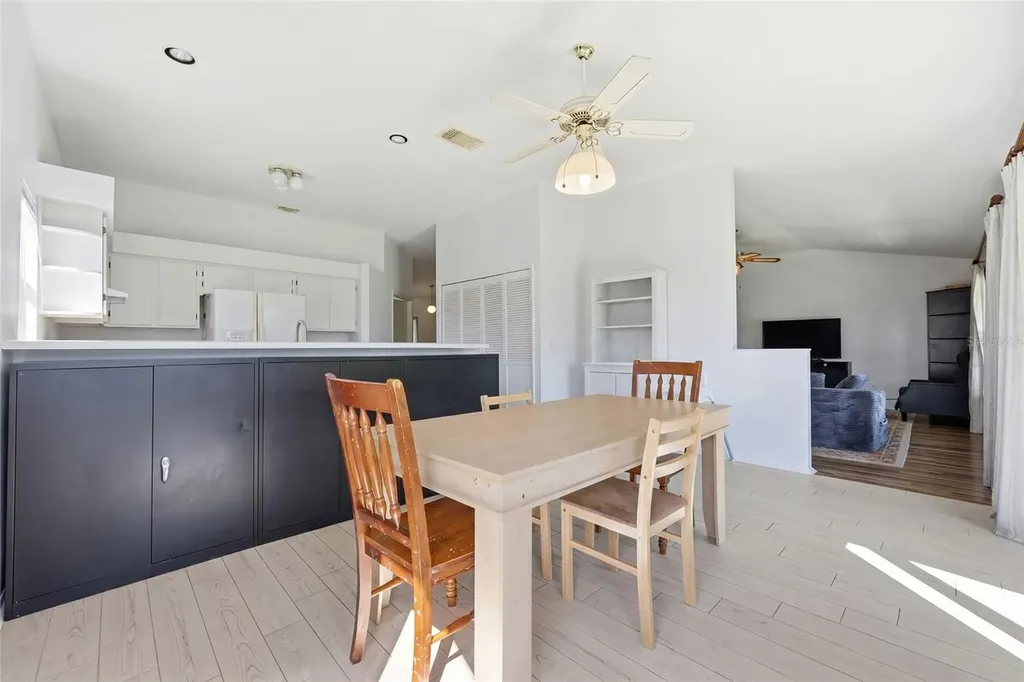 10137 Pink Carnation Court Orlando FL 32825
