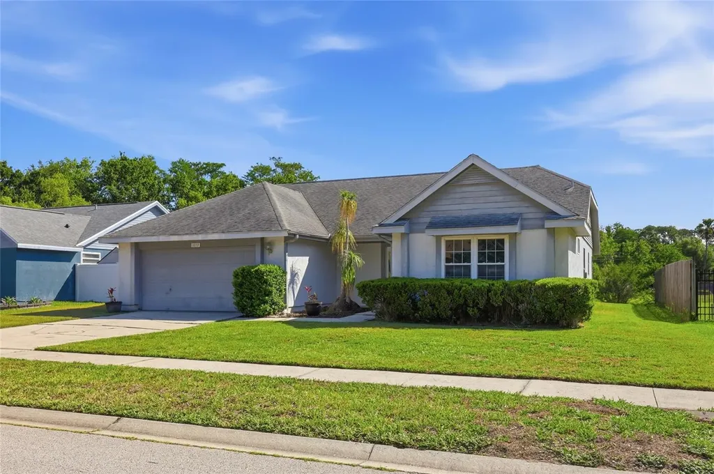 10137 Pink Carnation Court Orlando FL 32825