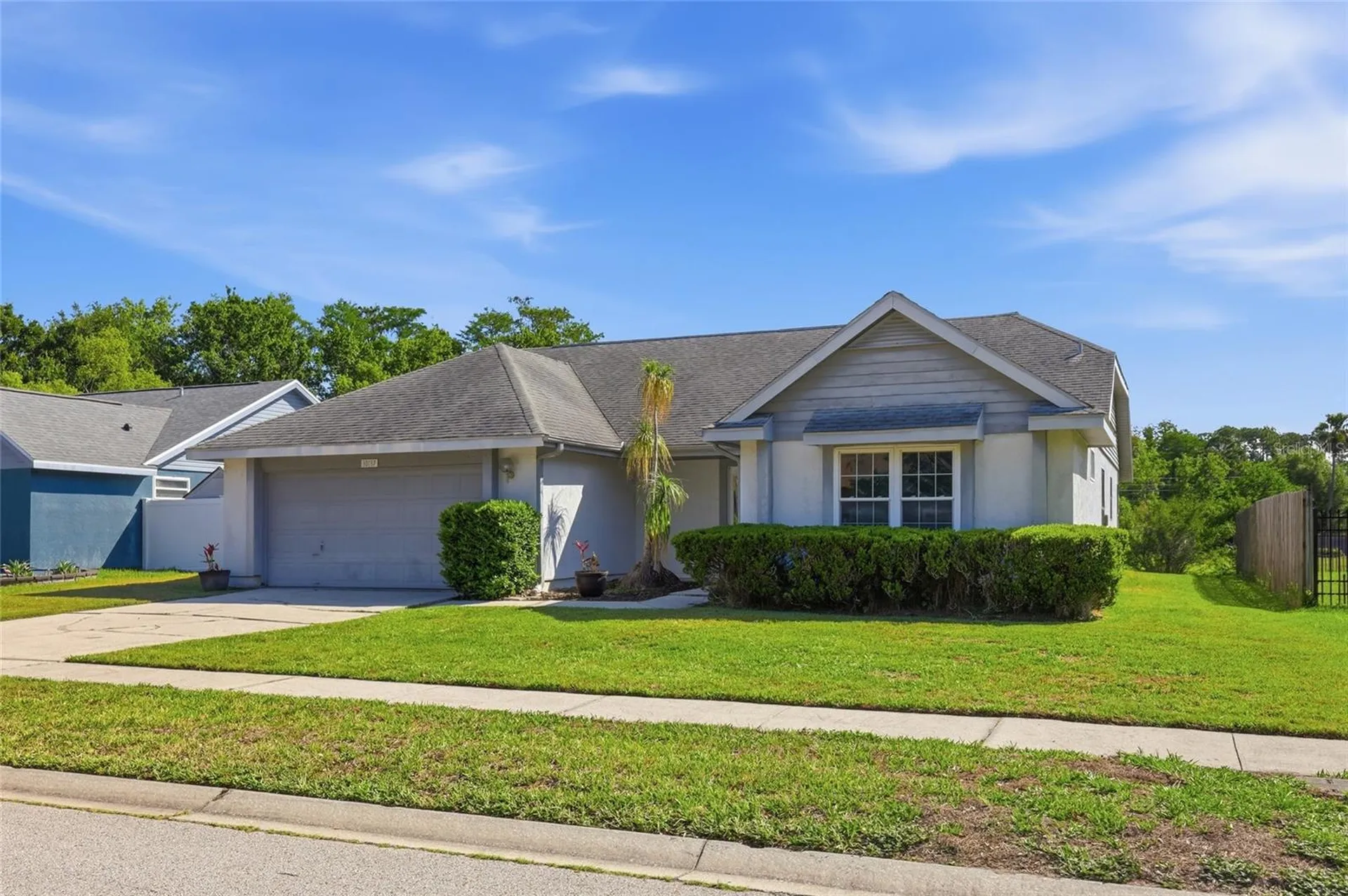 10137 Pink Carnation Court Orlando FL 32825
