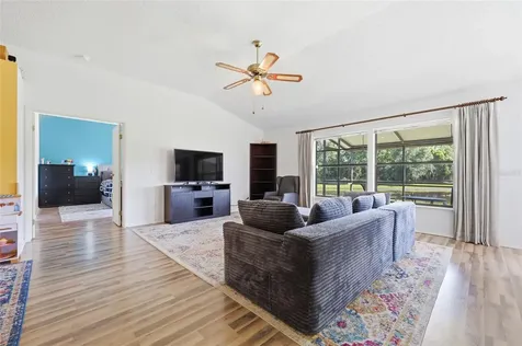 10137 Pink Carnation Court Orlando FL 32825
