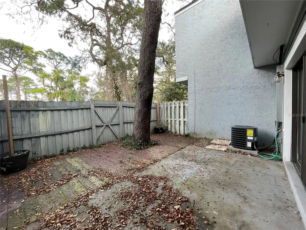 710 Raymond Circle Altamonte Springs FL 32714