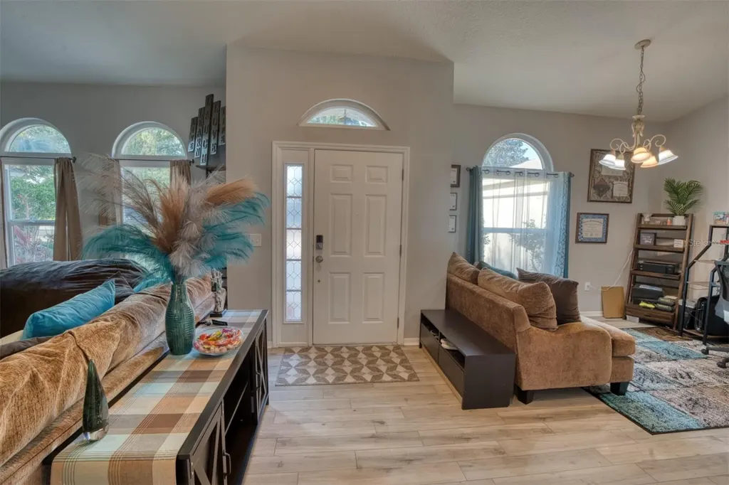 4303 Orange Ridge Court Valrico FL 33596