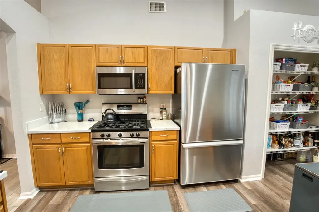 4303 Orange Ridge Court Valrico FL 33596