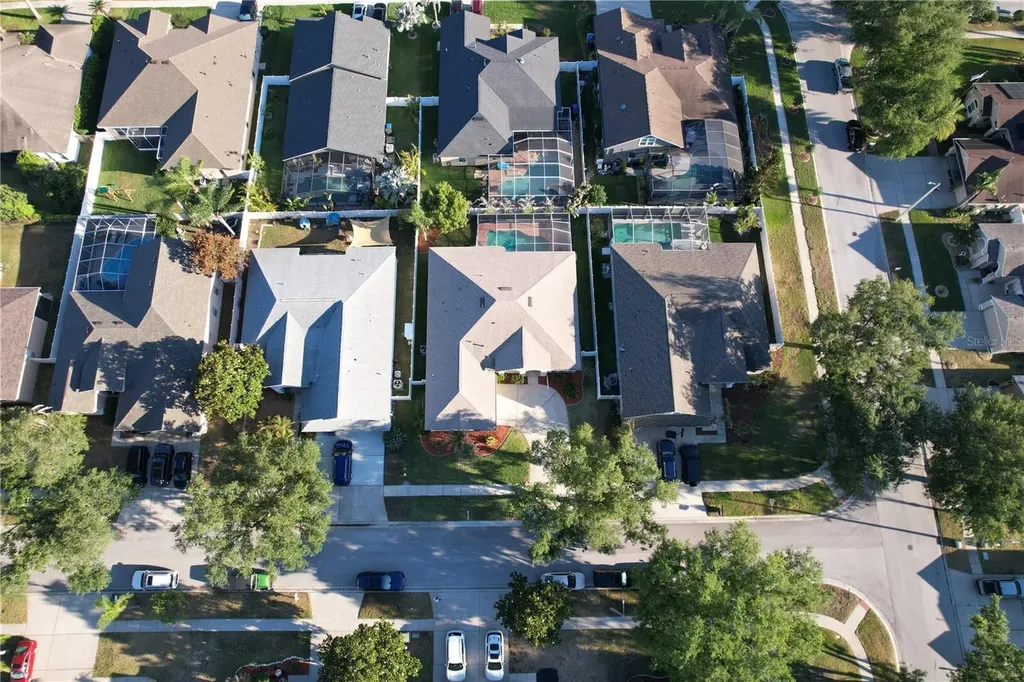 4303 Orange Ridge Court Valrico FL 33596