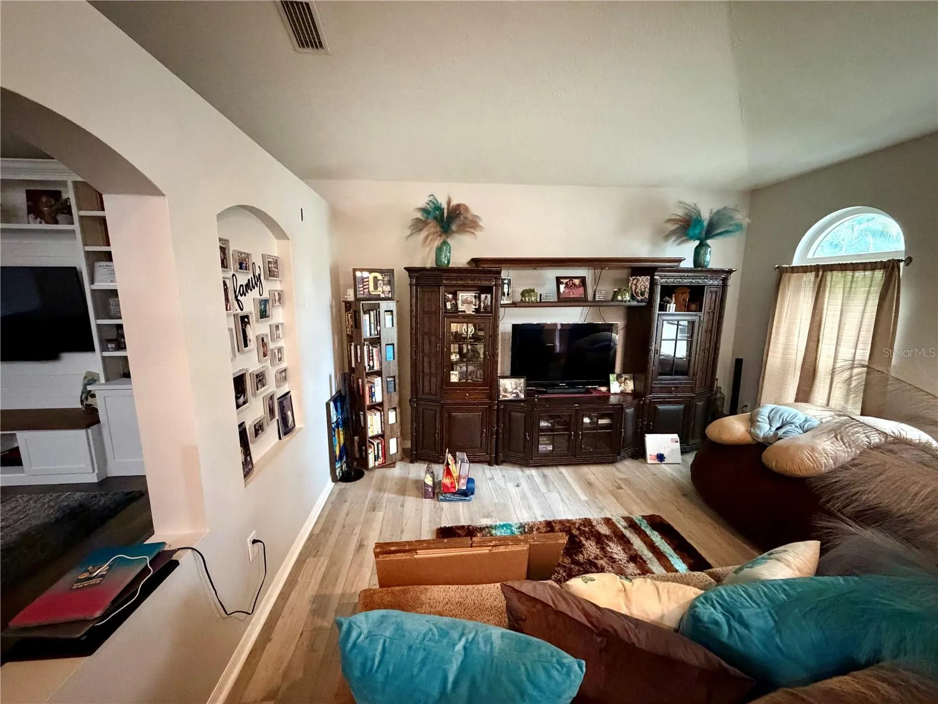 4303 Orange Ridge Court Valrico FL 33596