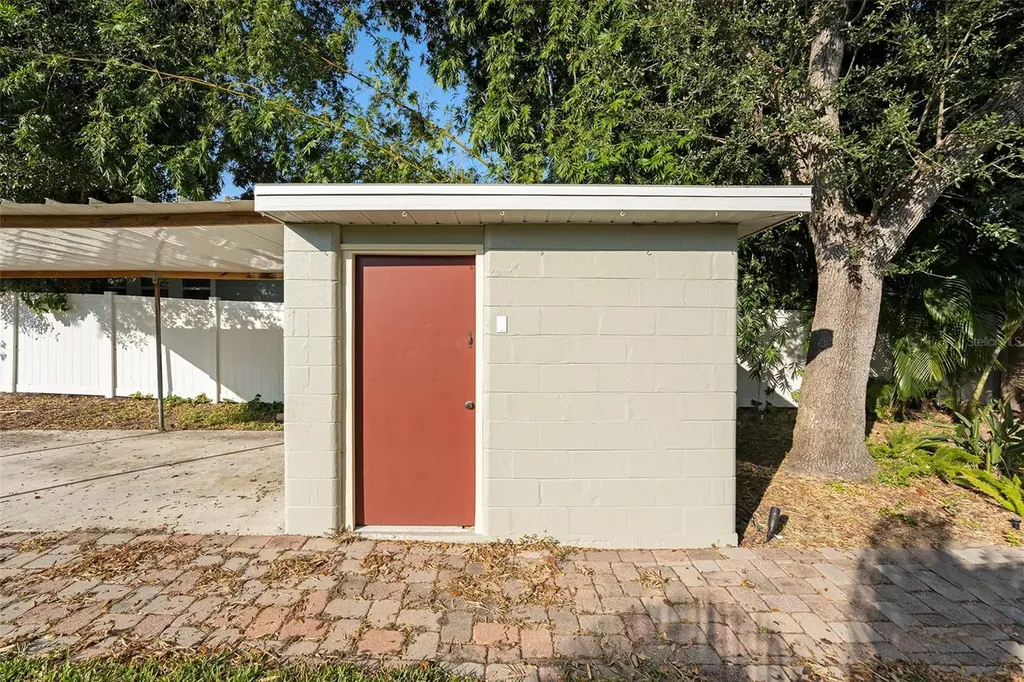 309 W Osborne Avenue Tampa FL 33603