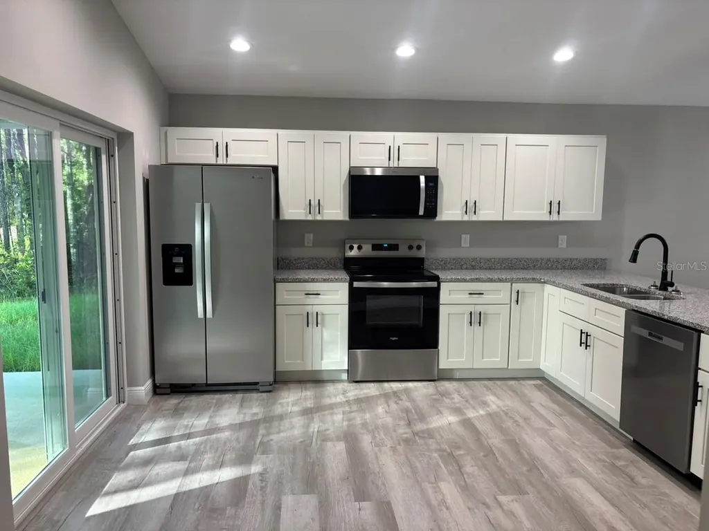 7989 N Galena Avenue Dunnellon FL 34434