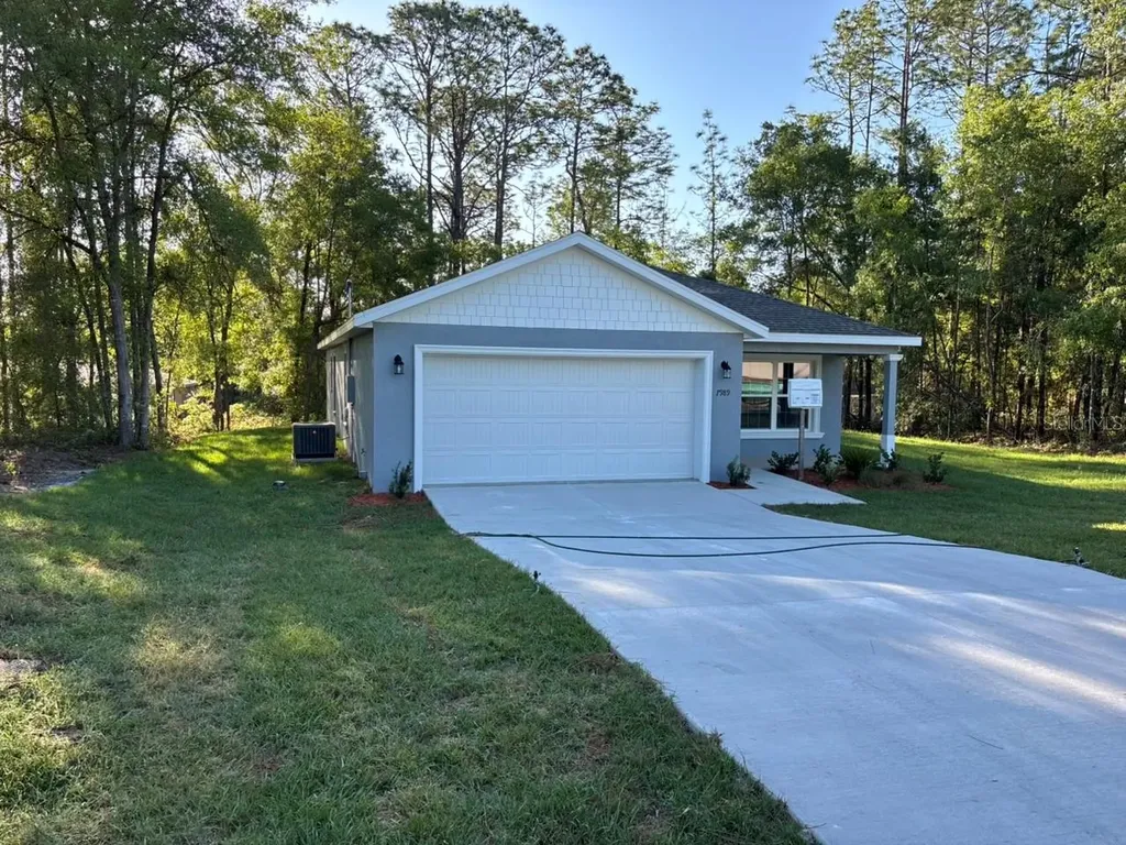 7989 N Galena Avenue Dunnellon FL 34434