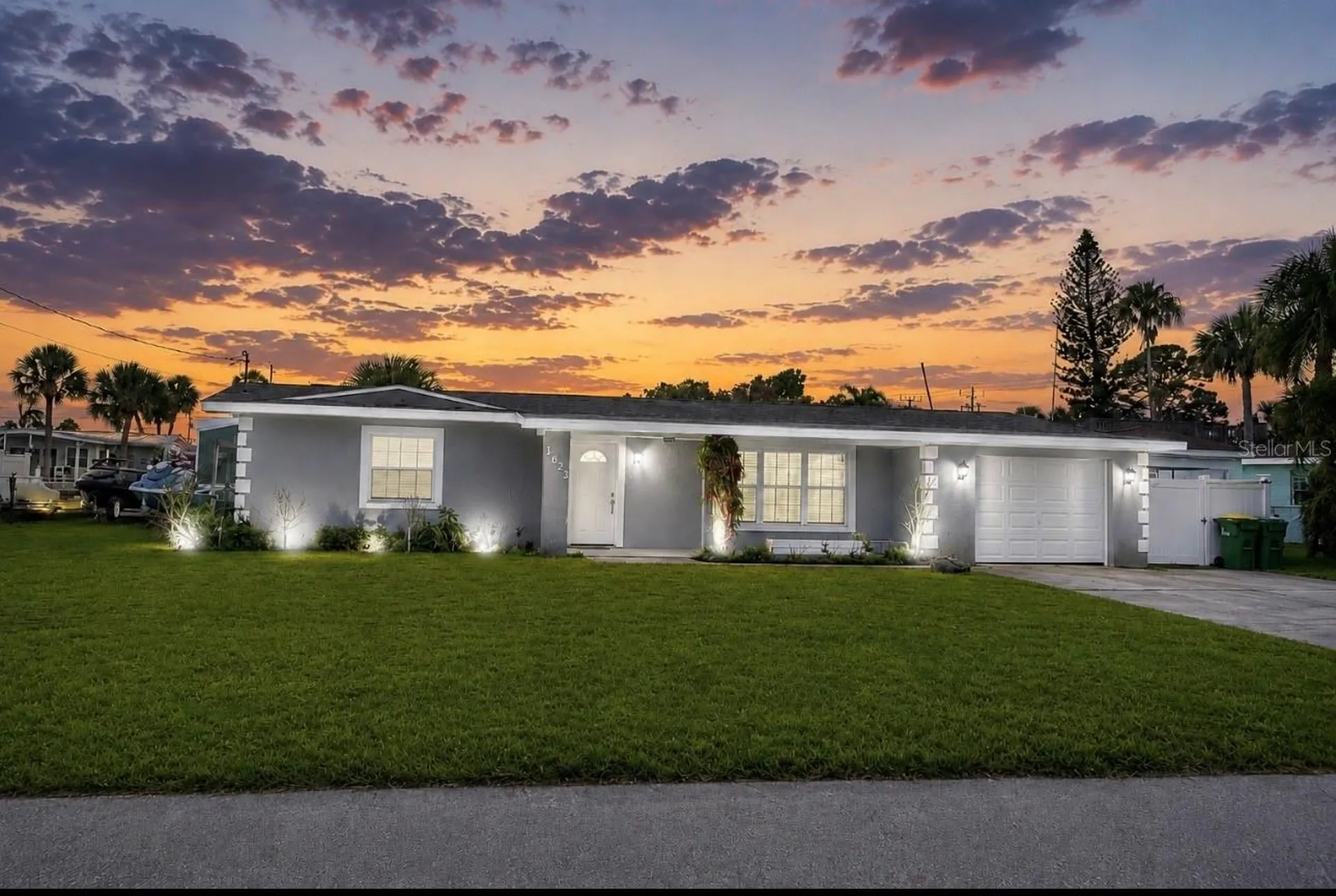 1623 Wavecrest Street Merritt Island FL 32952