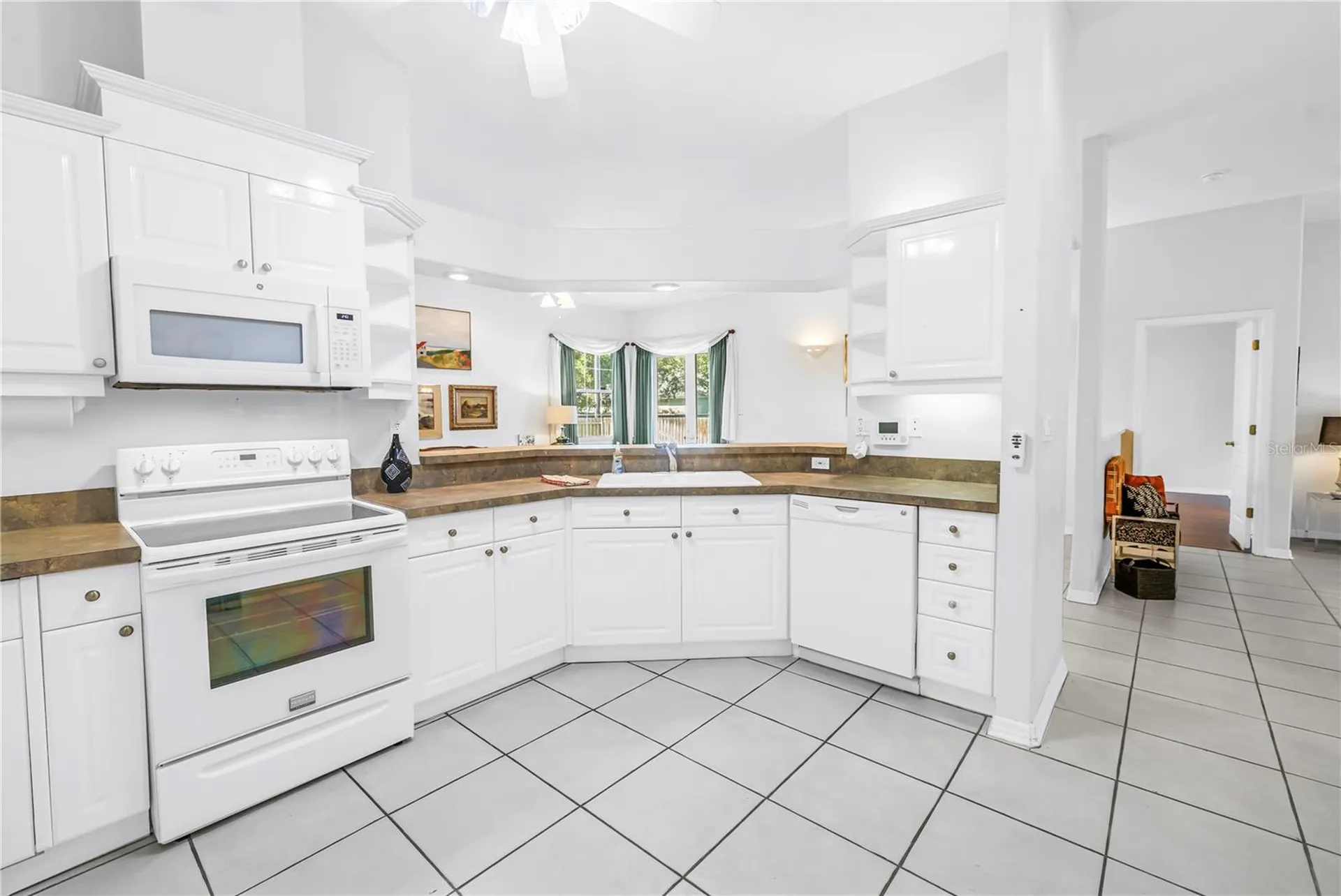 459 Northmoor Avenue N St Petersburg FL 33702