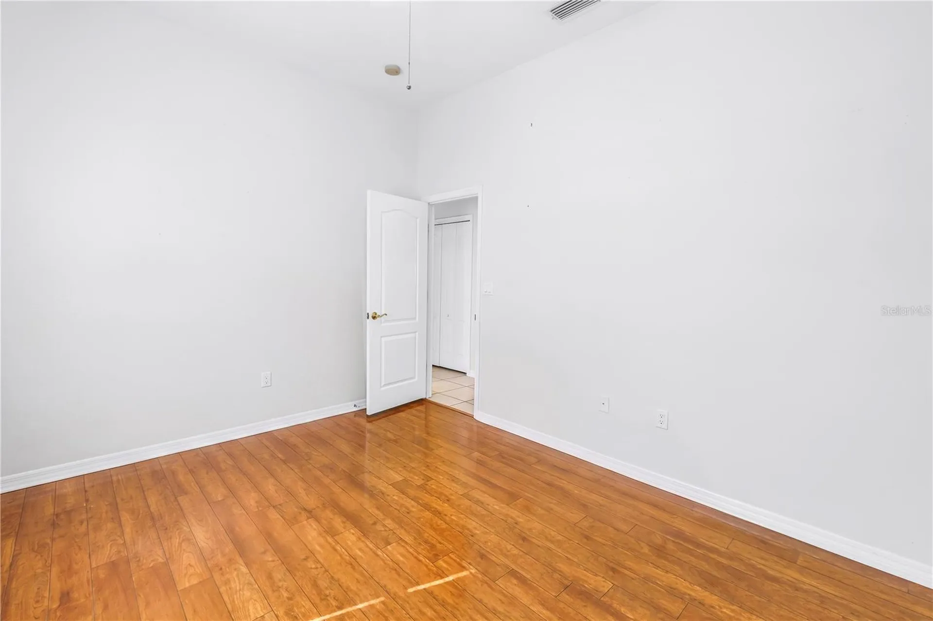 459 Northmoor Avenue N St Petersburg FL 33702