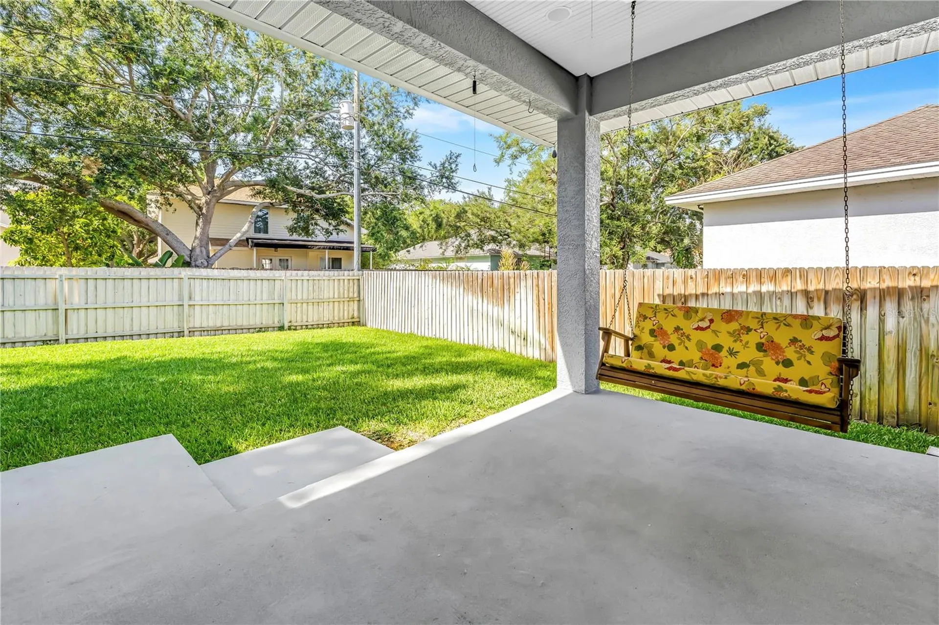 459 Northmoor Avenue N St Petersburg FL 33702