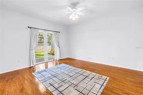 459 Northmoor Avenue N St Petersburg FL 33702