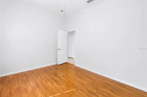 459 Northmoor Avenue N St Petersburg FL 33702