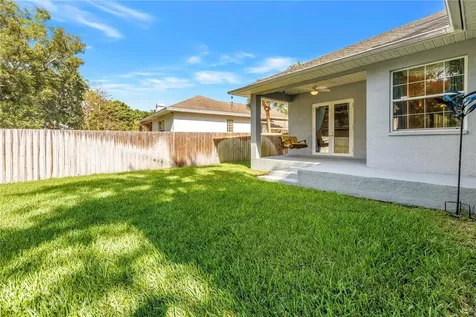 459 Northmoor Avenue N St Petersburg FL 33702