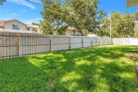 459 Northmoor Avenue N St Petersburg FL 33702