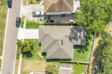 459 Northmoor Avenue N St Petersburg FL 33702