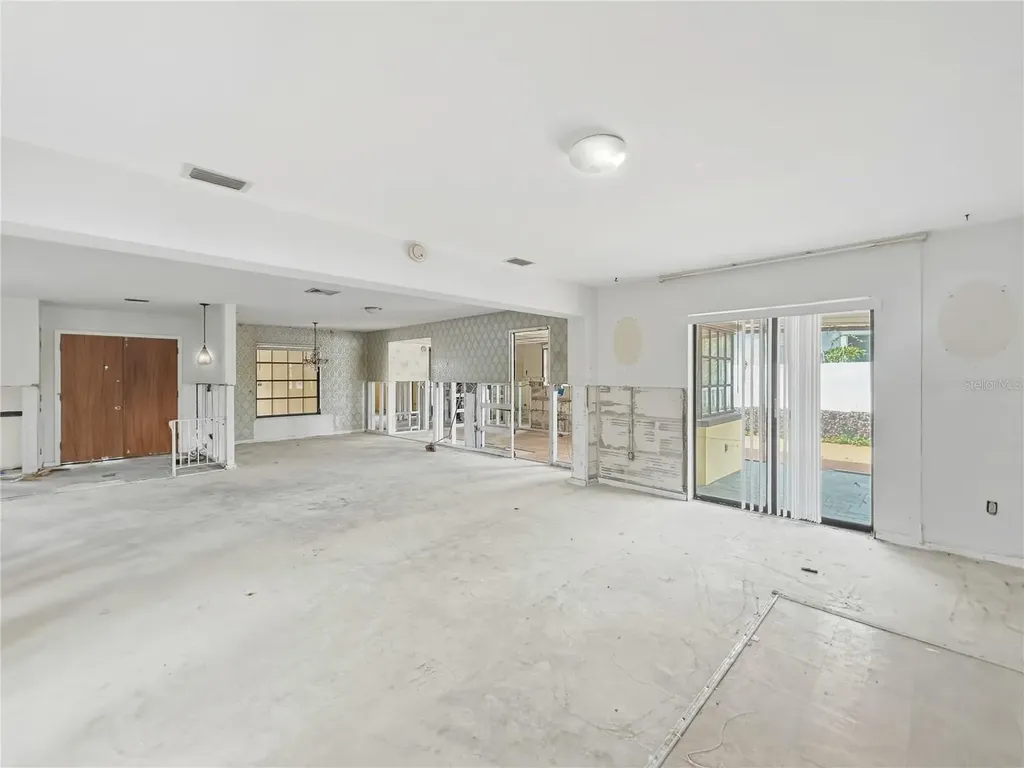 750 115th Avenue Treasure Island FL 33706