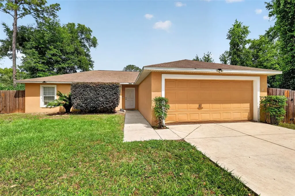 5 Hemlock Radial Lane Ocala FL 34472
