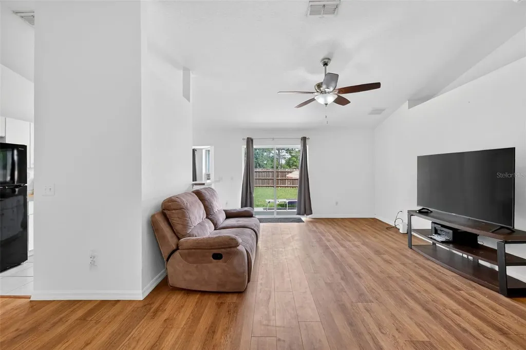 5 Hemlock Radial Lane Ocala FL 34472