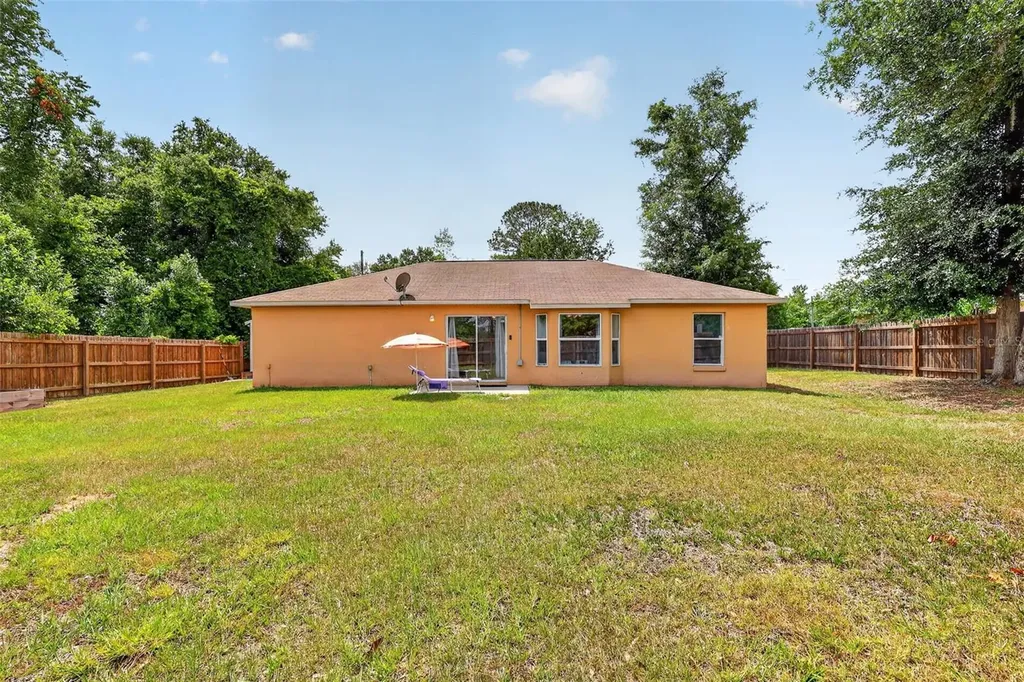 5 Hemlock Radial Lane Ocala FL 34472