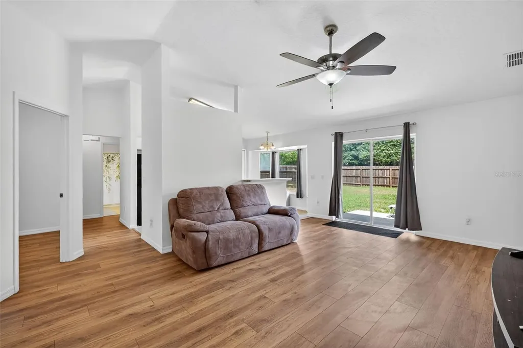 5 Hemlock Radial Lane Ocala FL 34472
