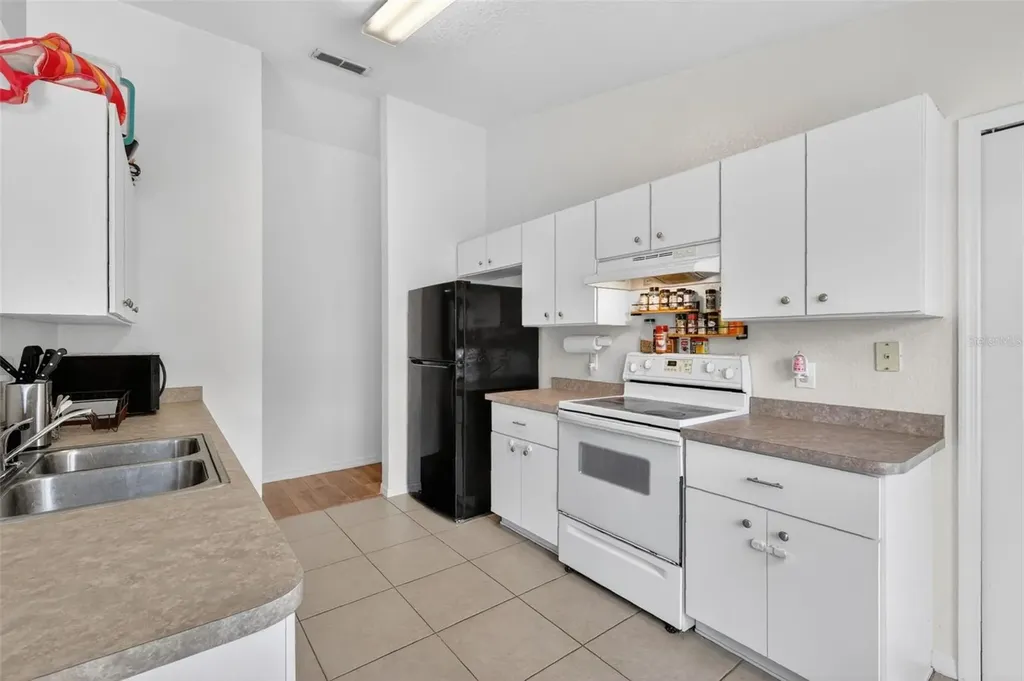 5 Hemlock Radial Lane Ocala FL 34472