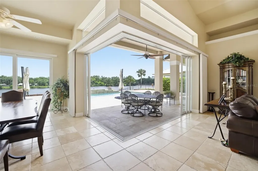 2504 Caloosa Shores Drive Labelle FL 33935